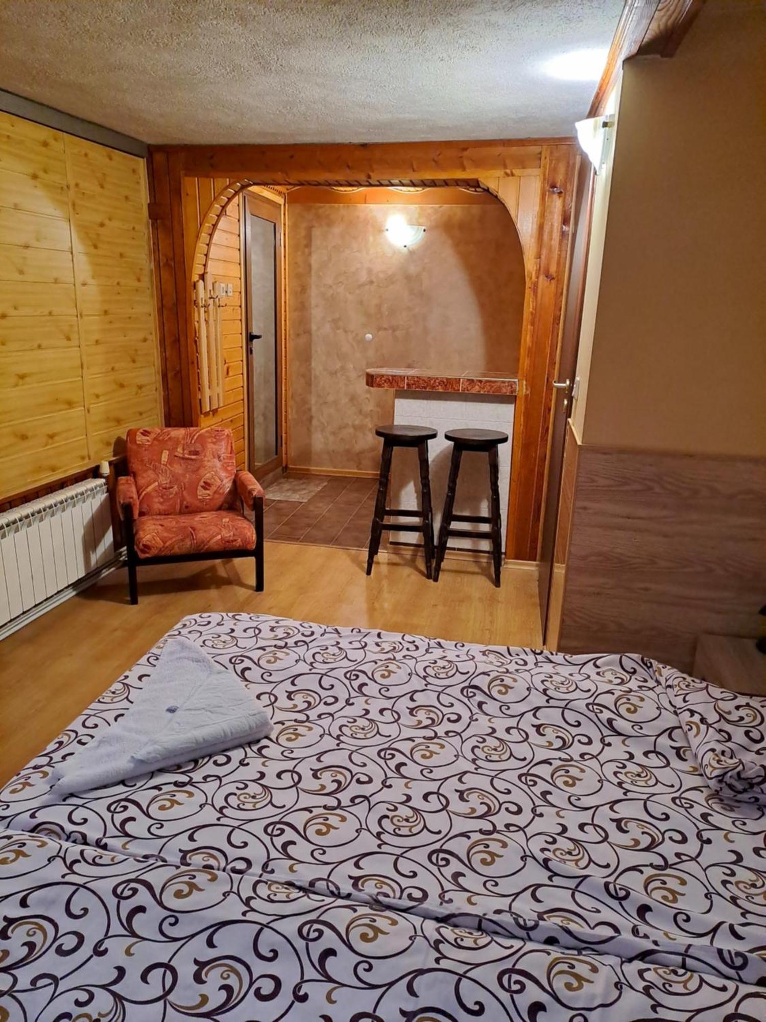 Kovacha Guest House Raduil ภายนอก รูปภาพ